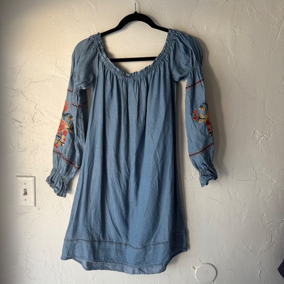 Socialite Denim Blue Embroidered Off The‎ Shoulder Dress Size S Boho Western - Picture 5 of 10